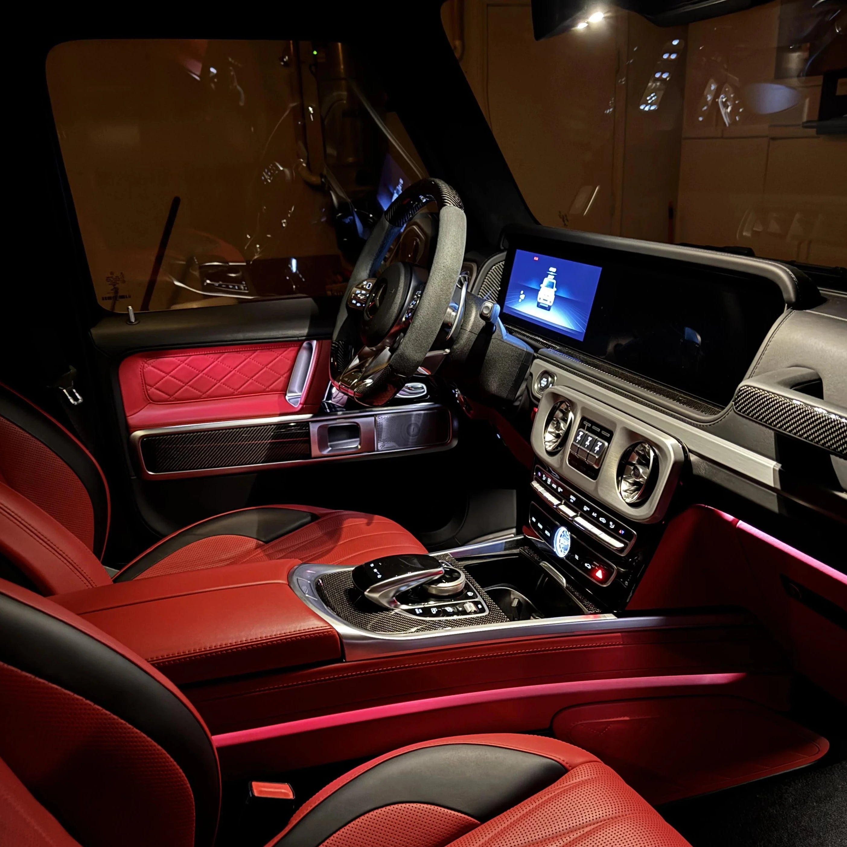 EXTERIOR & INTERIOR DETAIL